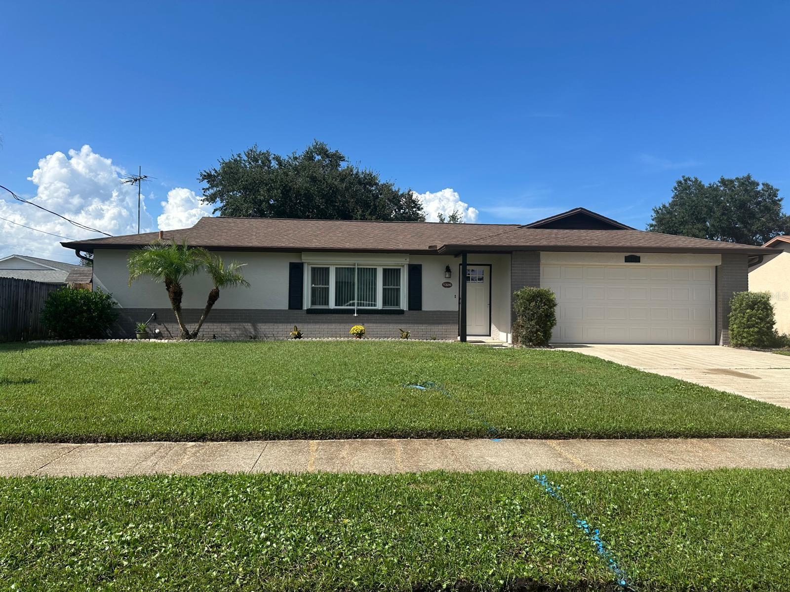 1326 FOREST DR